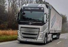 بررسی کامل ولوو FH500